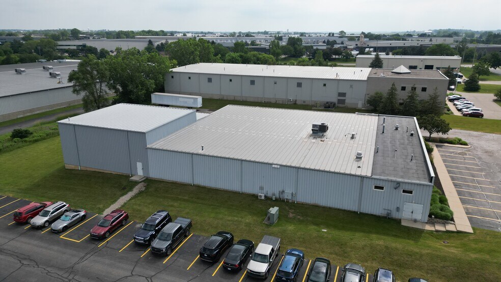 More Photos Of 3919 N Greenbrooke Dr SE, Grand Rapids Manufacturing For Sale