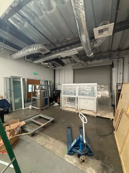More Photos Of 1325 E El Segundo Blvd, El Segundo Food Processing For Lease
