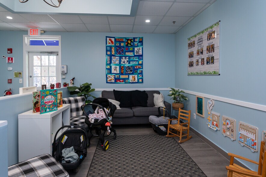 More Photos Of 36 Sparhawk St, Amesbury Daycare Center For Sale