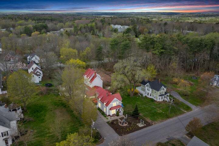 More Photos Of 11 Holbrook St, Freeport Hospitality For Sale