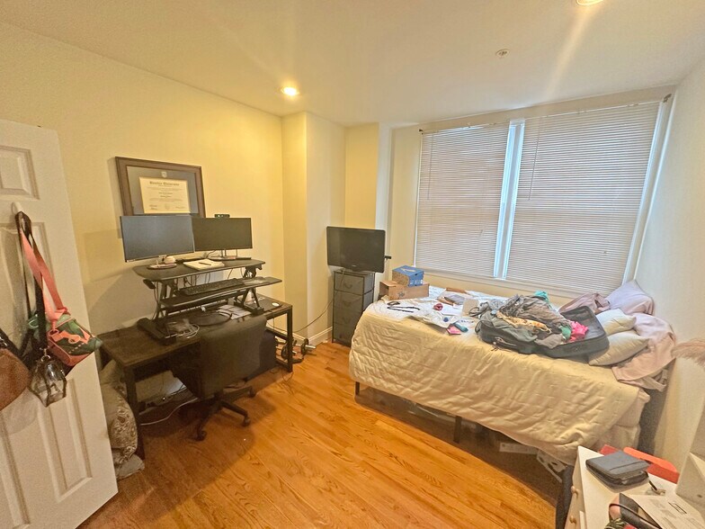 More Photos Of 550 E 3rd St, Boston Apartments For Sale