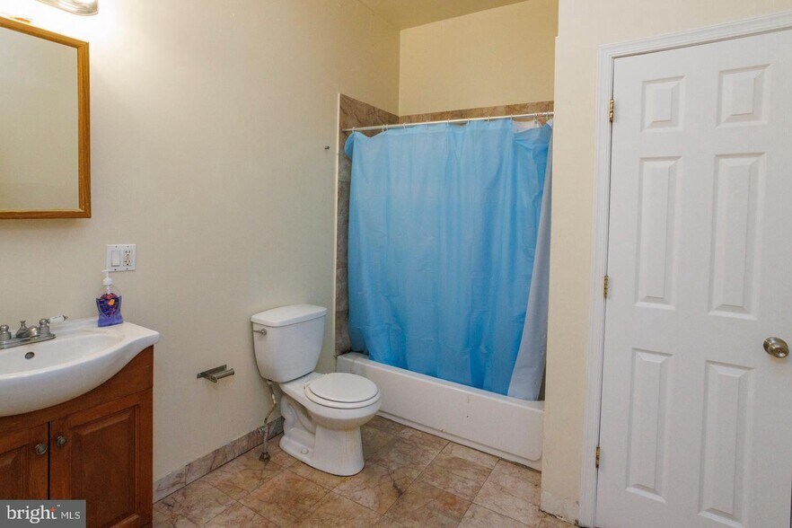 More Photos Of 1609 W Susquehanna Ave, Philadelphia Apartments For Sale