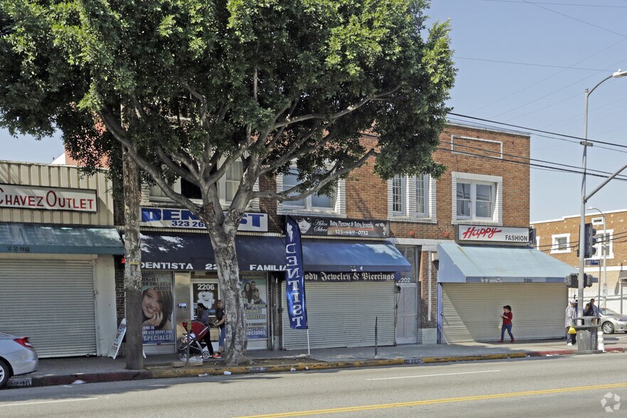 More Photos Of 2202 E Cesar E Chavez Ave, Los Angeles Apartments For Lease