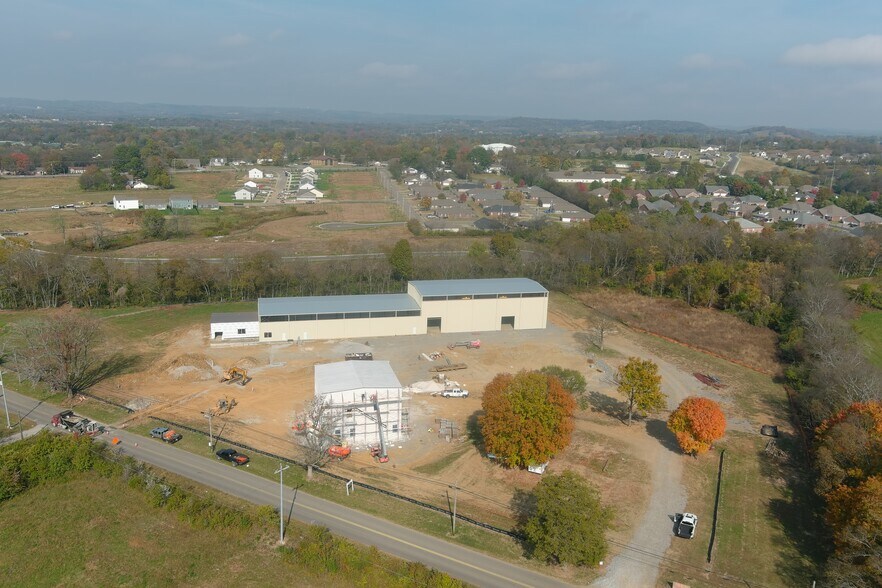More Photos Of 1050 Cairo Rd, Gallatin Warehouse For Lease