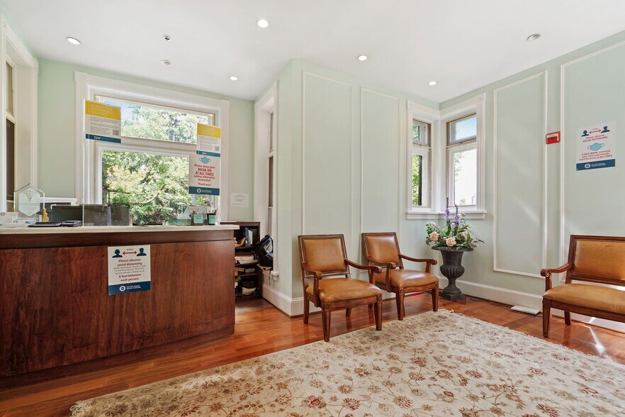 More Photos Of 1011 New Hampshire Ave NW, Washington Office For Sale