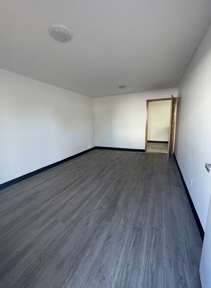 More Photos Of 1292-1308 W 635 S, Orem Unknown For Lease