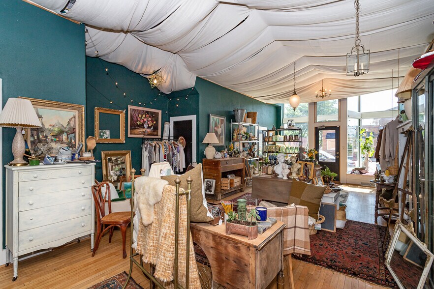 More Photos Of 611 Main St, Jewell Storefront Retail Residential For Sale