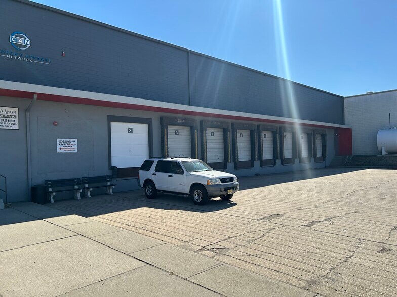 Primary Photo Of 77 S First St, Elizabeth Warehouse For Lease