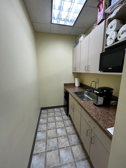 More Photos Of 34 Manchester Ave, Forked River Medical For Lease