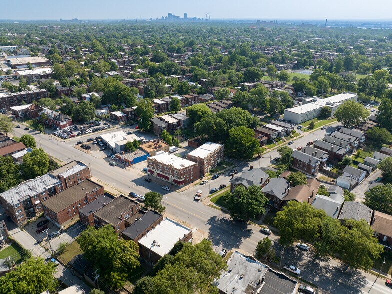 More Photos Of 4054 S Grand Blvd, Saint Louis Apartments For Sale