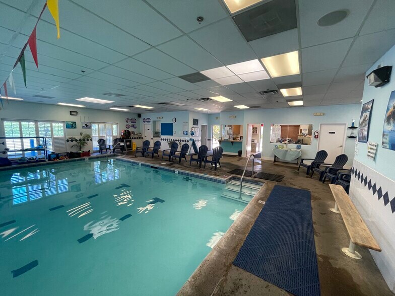 More Photos Of 1722 E Rose Ave, Orange Office For Sale