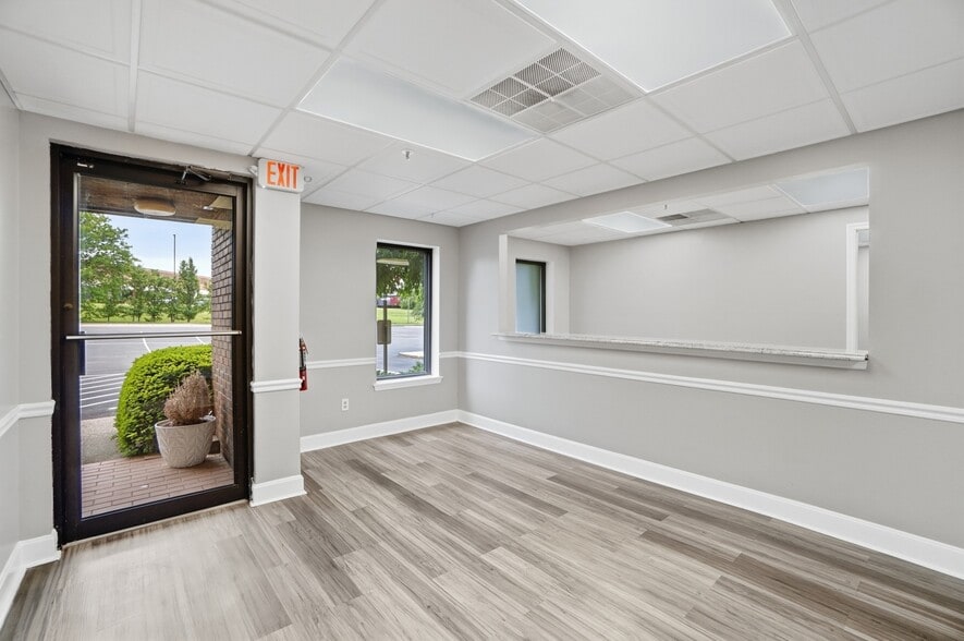 More Photos Of 4753-4759 Cornell Rd, Blue Ash Medical For Sale