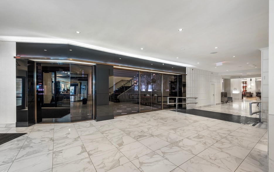 More Photos Of 50 Park Plz, Boston Hotel For Lease