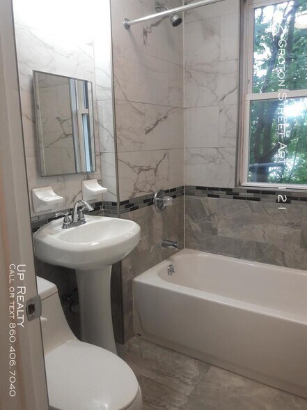 More Photos Of 12-16 Groton St, Hartford Apartments For Sale