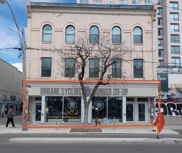 Primary Photo Of 280 College St, Toronto Storefront Retail Residential For Lease