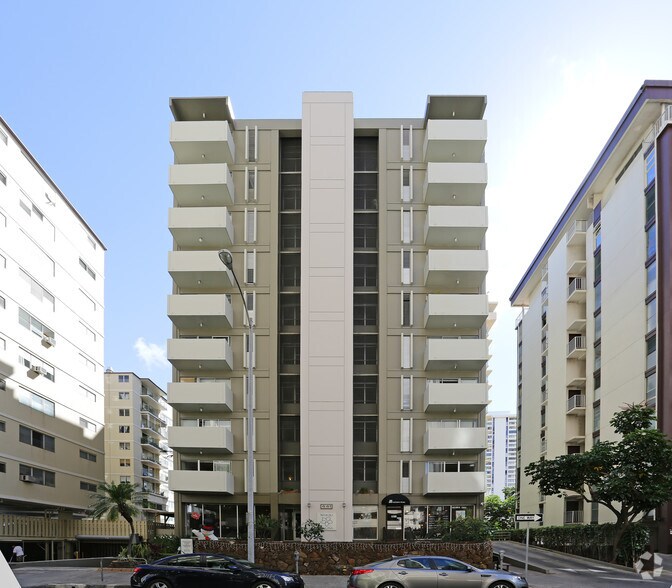 More Photos Of 441 Walina St, Honolulu Apartments For Lease