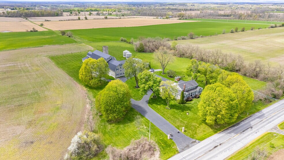 More Photos Of 3956 Caledonia Avon Rd, Caledonia Hospitality For Sale