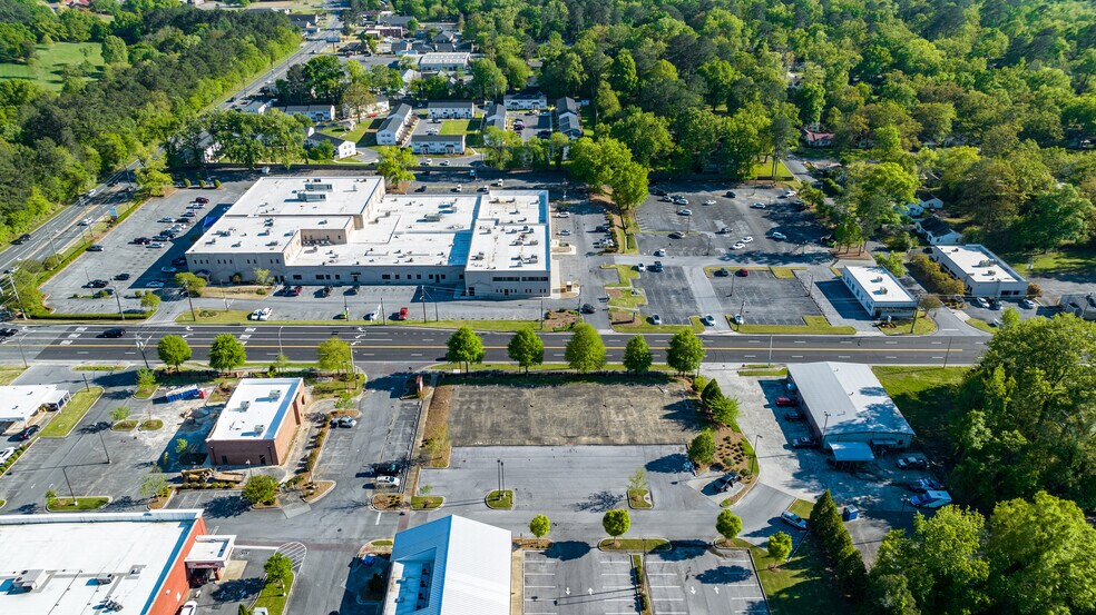 More Photos Of 10 Redmond Rd, Rome Land For Lease