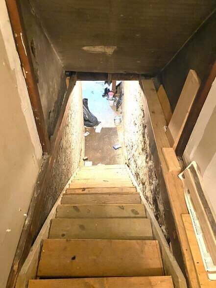 More Photos Of 1159 Flatbush Ave, Brooklyn General Retail For Lease