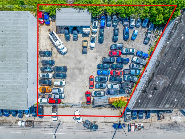 More Photos Of 2540-2600 Ali Baba Ave, Opa Locka Warehouse For Sale