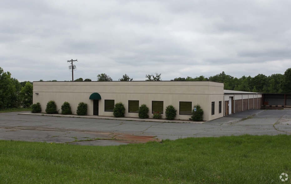 Primary Photo Of 13 Stanley Dr, Thomasville Unknown For Lease
