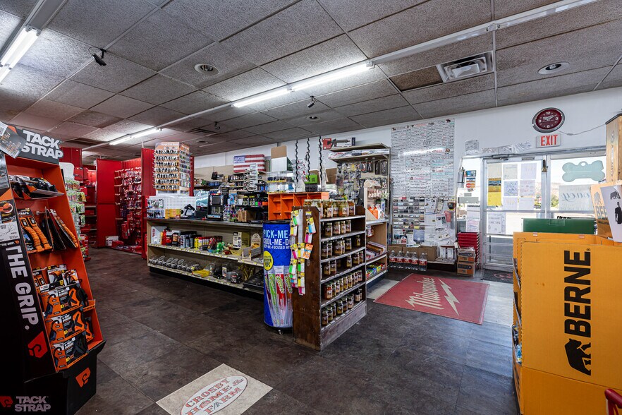 More Photos Of 723 E Highway 89, Kanab Storefront Retail Office For Sale