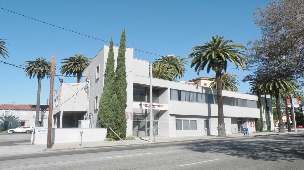 Primary Photo Of 151 N San Vicente Blvd, Beverly Hills Medical For Lease