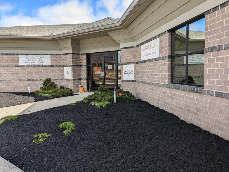 More Photos Of 2365 Lakeview Dr, Beavercreek Medical For Lease
