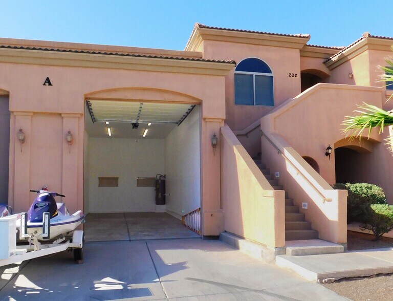 More Photos Of 812 Landon Dr, Bullhead City Apartments For Sale