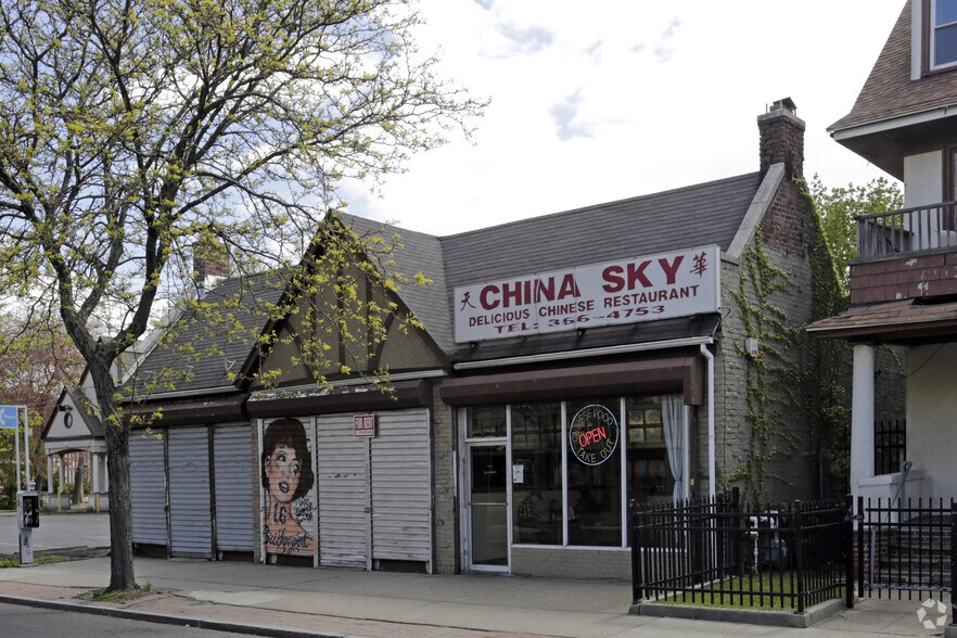 Primary Photo Of 2671 Fairfield Ave, Bridgeport Storefront For Sale