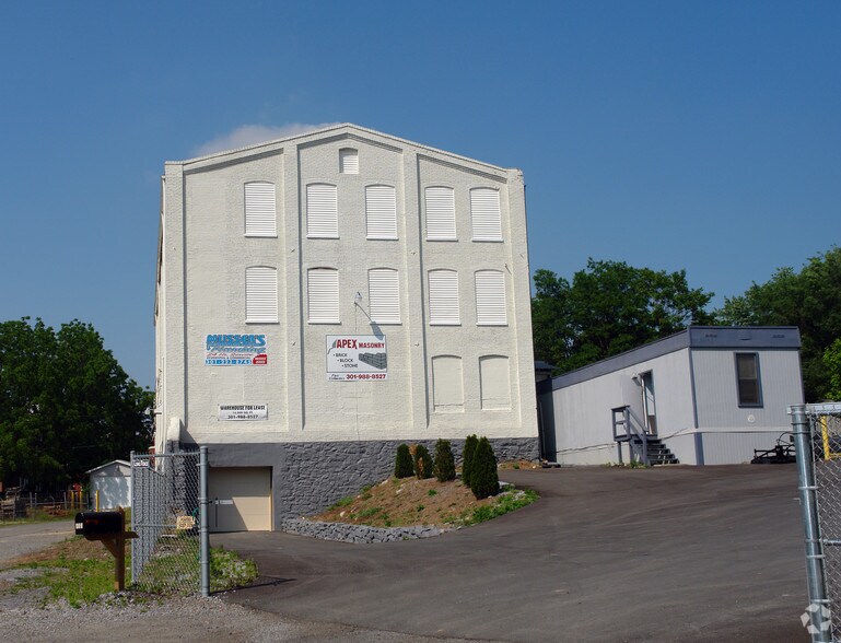 More Photos Of 133 S Burhans Blvd, Hagerstown Warehouse For Sale