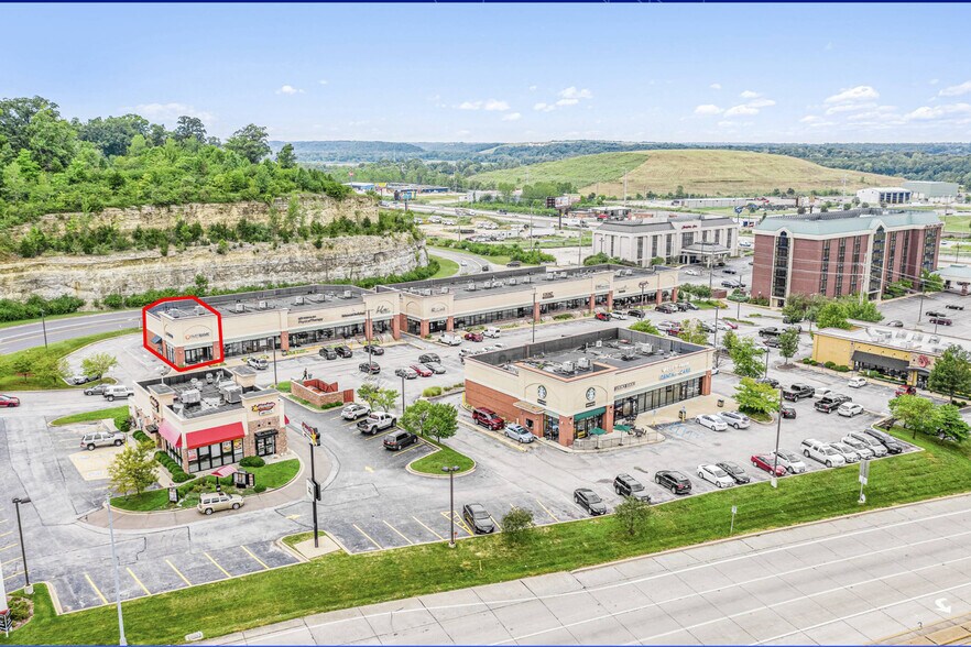 More Photos Of 912 Meramec Station Rd, Valley Park General Retail For Lease