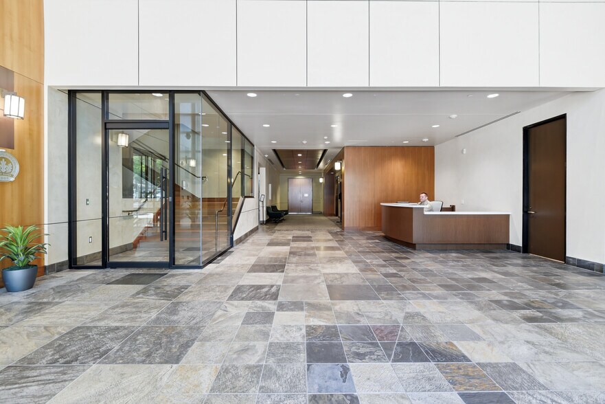 More Photos Of 28515 Westinghouse Pl, Valencia Office For Sale