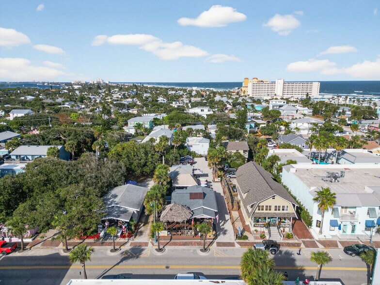 More Photos Of 314 Flagler Ave, New Smyrna Beach Storefront For Sale