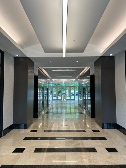 More Photos Of 4600 Touchton Rd E, Jacksonville Office For Lease