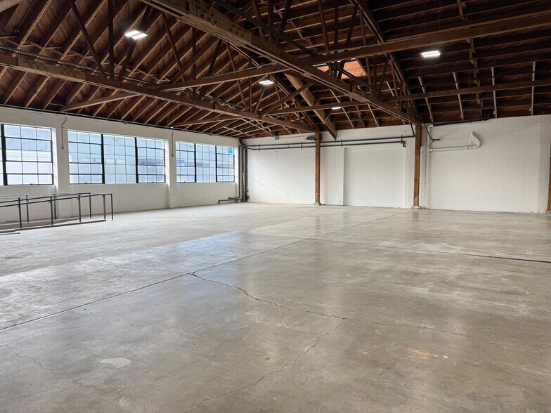 More Photos Of 1435 4th St, Berkeley Warehouse For Lease