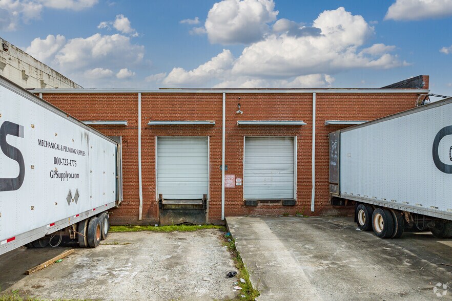More Photos Of 517 Medley St, Greensboro Industrial For Sale