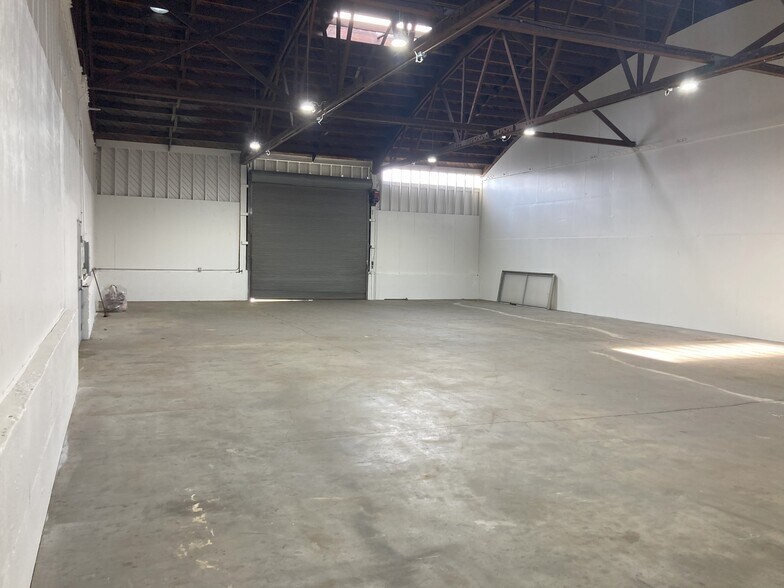 More Photos Of 1466 Davidson Ave, San Francisco Industrial For Lease