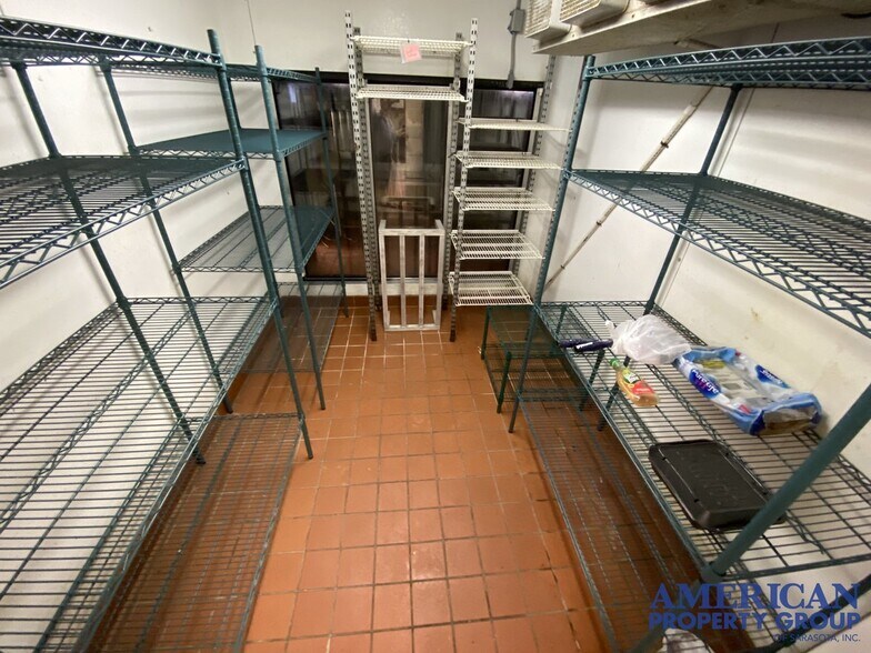 More Photos Of 406 US Highway 41 Byp N, Venice Restaurant For Lease