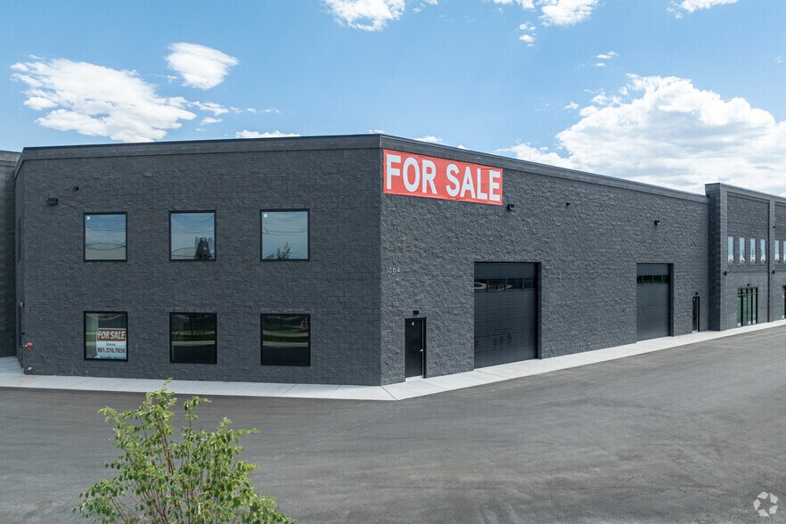 More Photos Of 1564 250 W, Spanish Fork Showroom For Lease