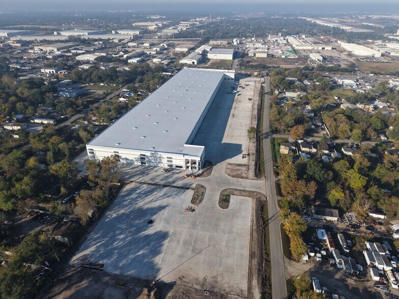 More Photos Of 11892 N Houston Rosslyn Rd, Houston Distribution For Sale