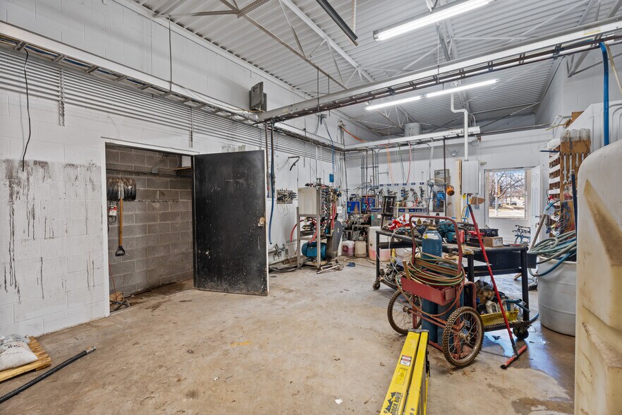 More Photos Of , Independence Specialty For Sale