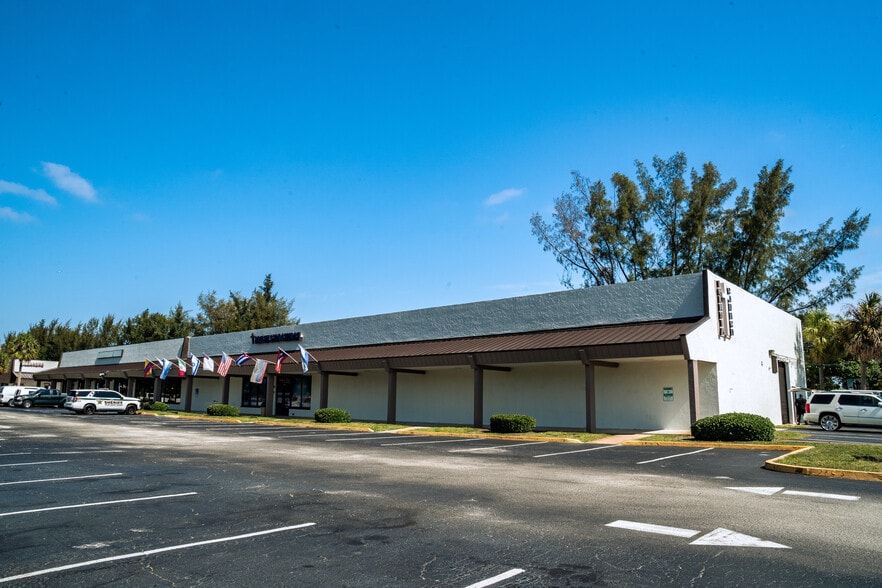 More Photos Of 4631-4645 Gun Club Rd, West Palm Beach Unknown For Lease