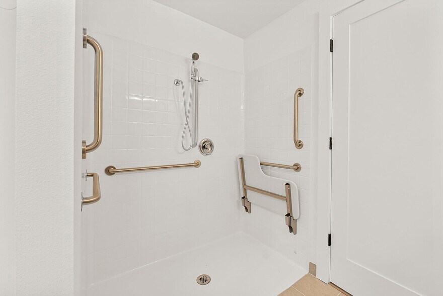 More Photos Of 1415 2nd St SE, Puyallup Assisted Living For Sale