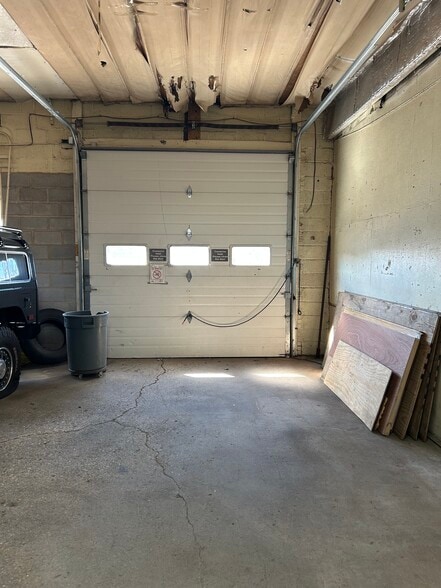 More Photos Of 6020 Dahlin Drive, Skokie Industrial For Sale