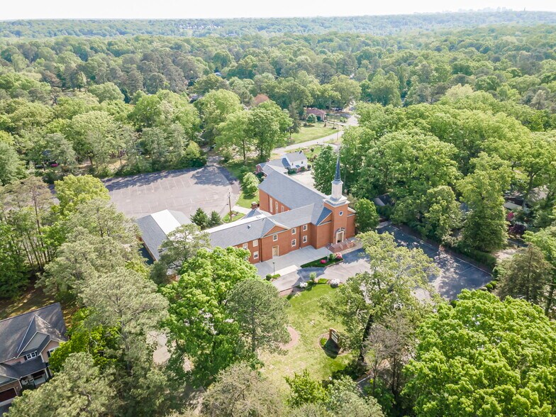 More Photos Of 7740 Cherokee Rd, Richmond Religious Facility For Sale