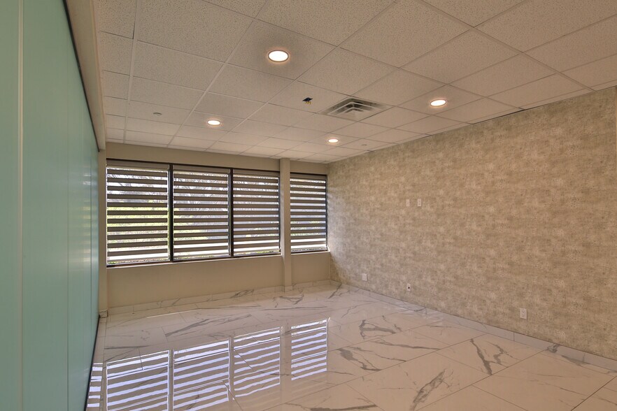 More Photos Of 3701 Birch St, Newport Beach Medical For Lease