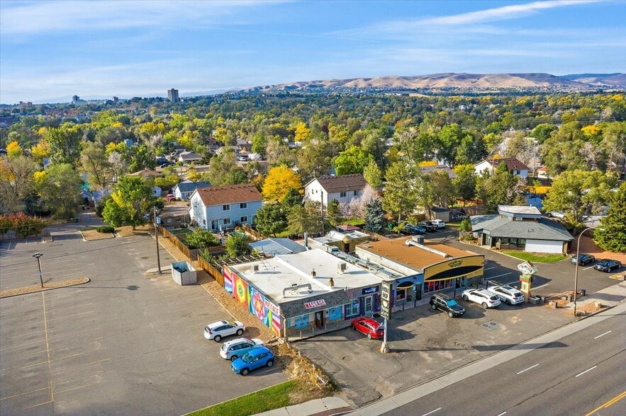 More Photos Of 11712 W Colfax Ave, Lakewood Freestanding For Lease