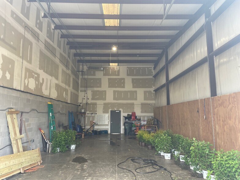 More Photos Of 2550 Five Star Pky, Bessemer Warehouse For Sale