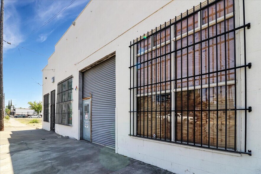 More Photos Of 1520 E Miner Ave, Stockton Manufacturing For Sale
